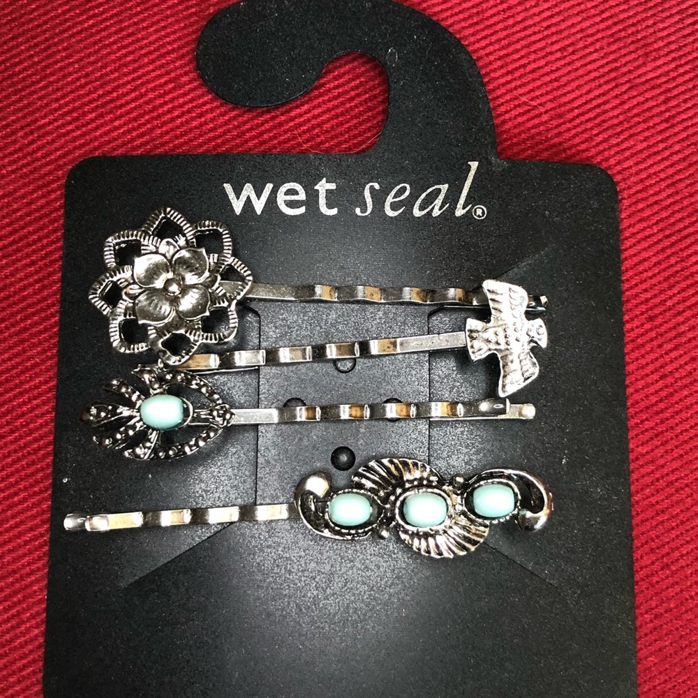 3/$20 jewelry (hair)